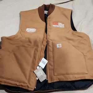 Carhartt vest. New.
